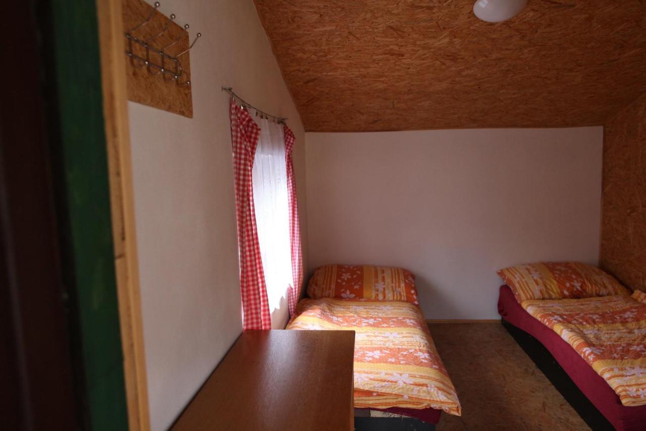 Hotel Galerka Lisny Extérieur photo